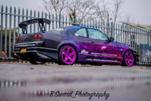 Custom Skyline R33