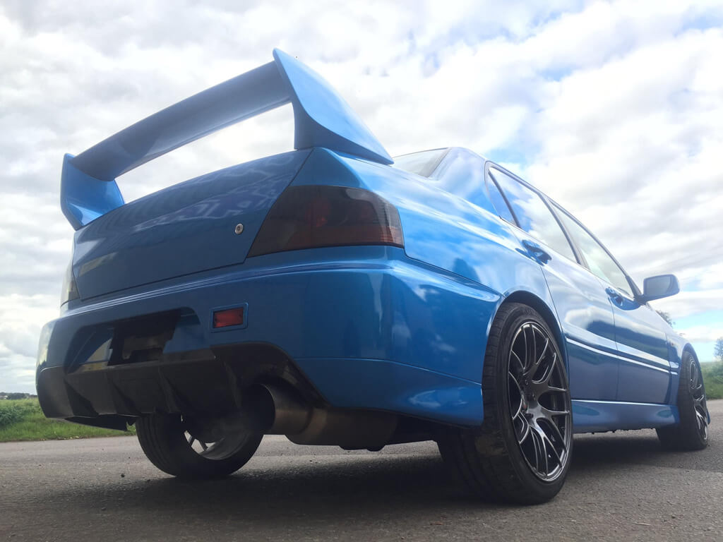 EVO 9 in Avery Light Blue