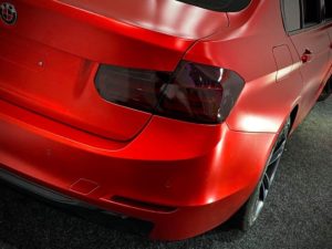3 Series Satin Red - close-up of the brake light