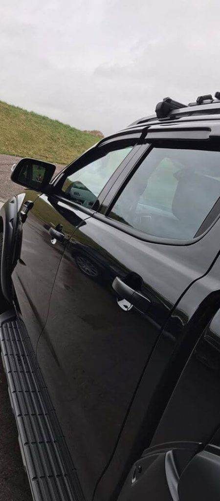 Black Ford Ranger