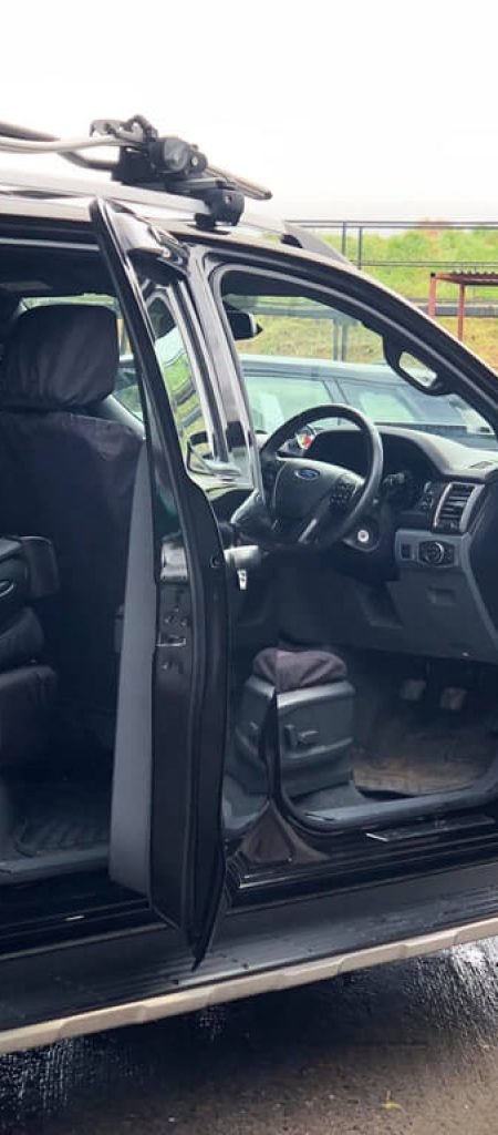 Black Ford Ranger