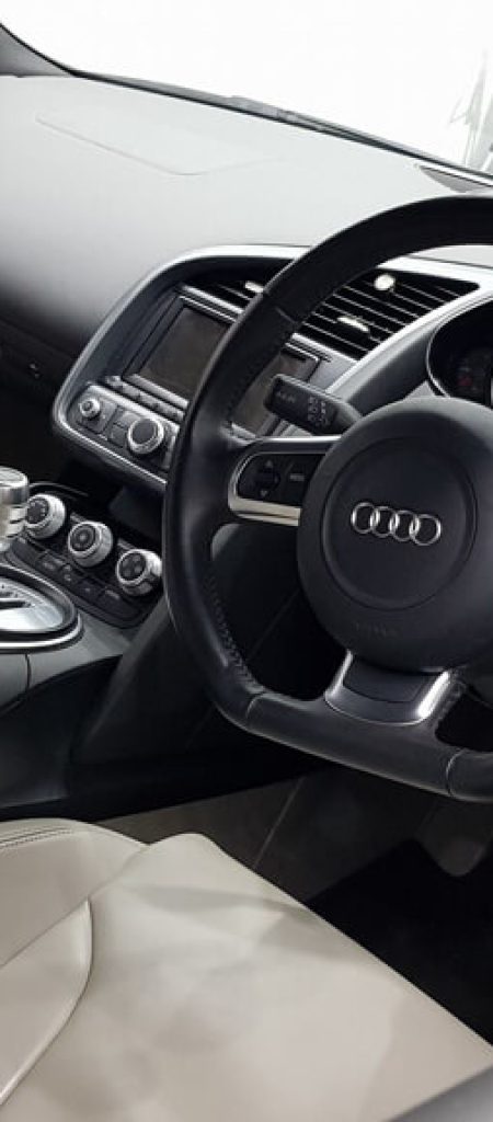 R8 in Satin Black