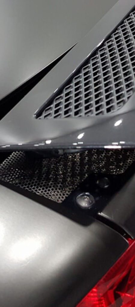 R8 in Satin Black