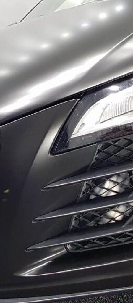 R8 in Satin Black
