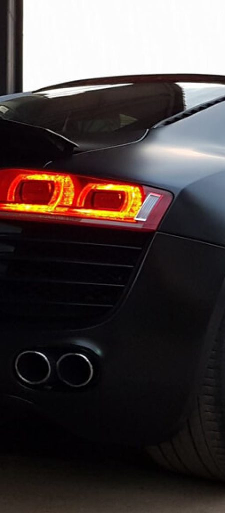 R8 in Satin Black