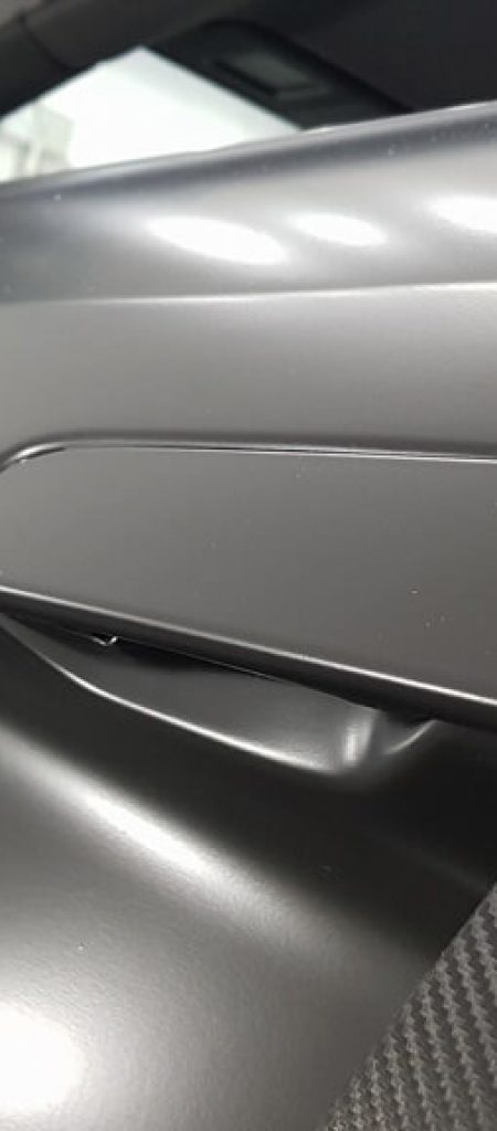 R8 in Satin Black