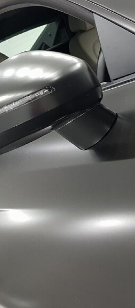 R8 in Satin Black