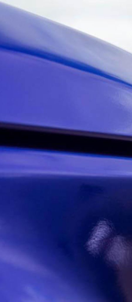 Range Rover in Blue