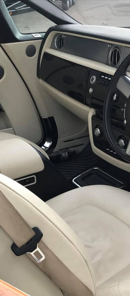 Rolls Royce in Pearl